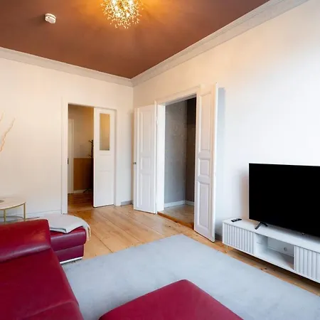 Wohlfuehloase In Der Neustadt Lägenhet