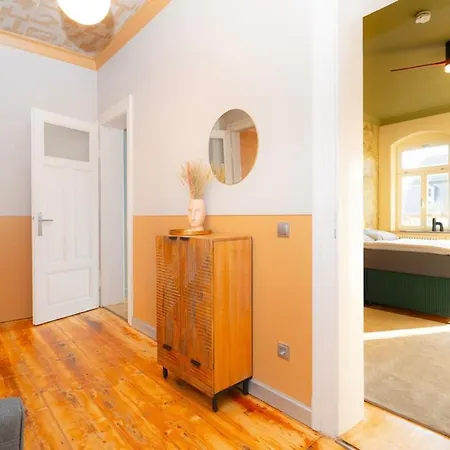 Wohlfuehloase In Der Neustadt *